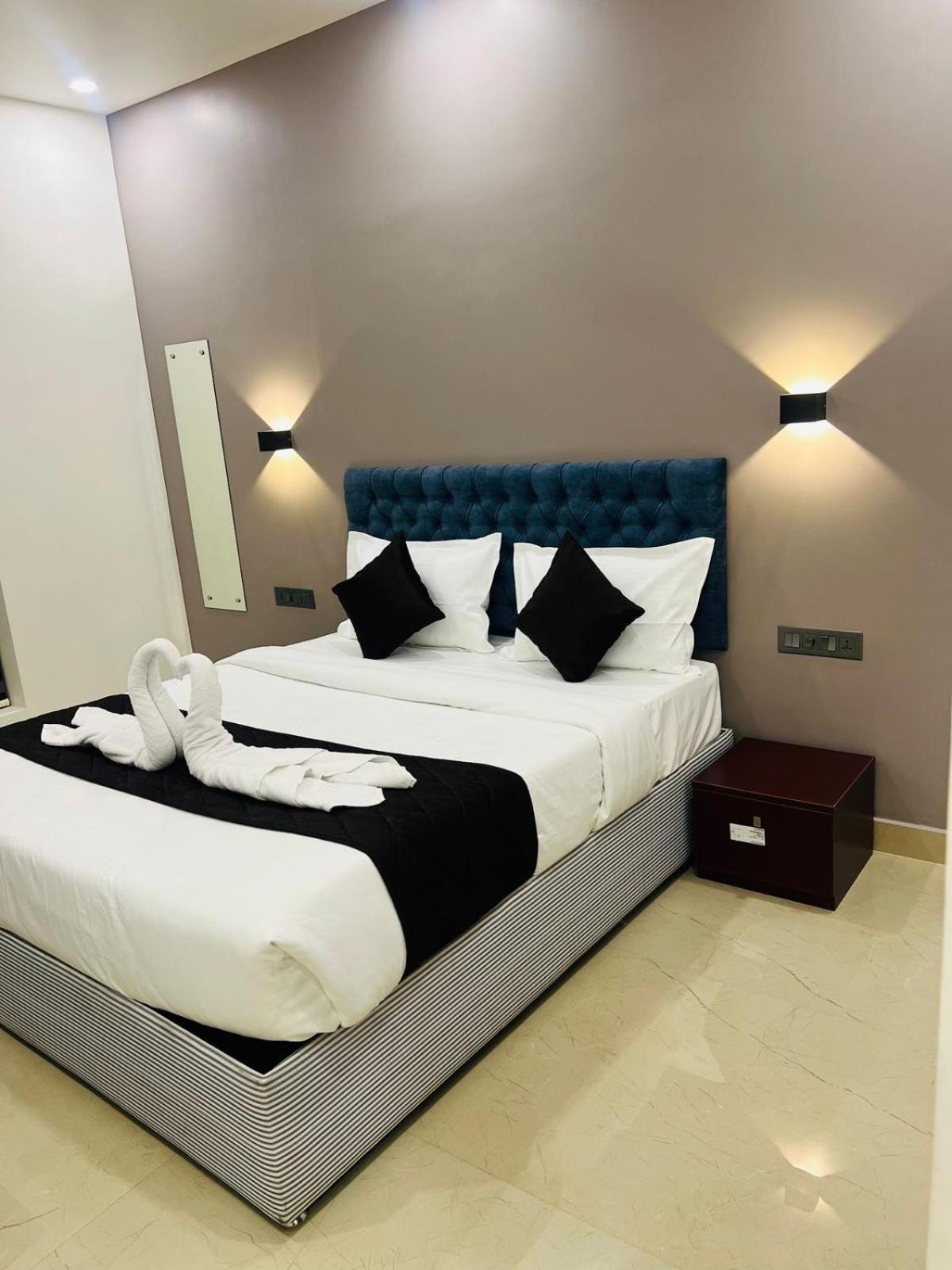 The Lotaz Hotel Коччи Экстерьер фото
