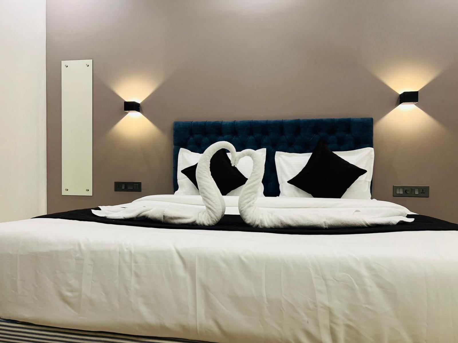 The Lotaz Hotel Коччи Экстерьер фото
