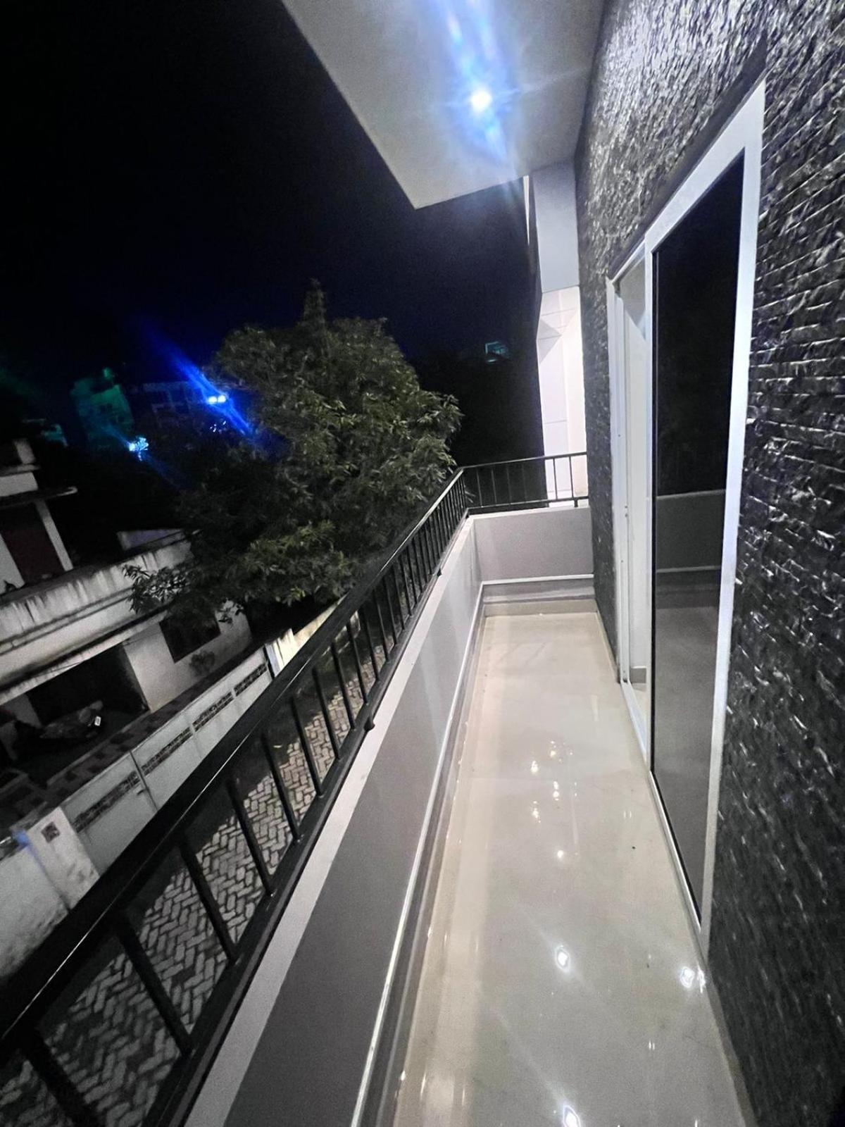 The Lotaz Hotel Коччи Экстерьер фото