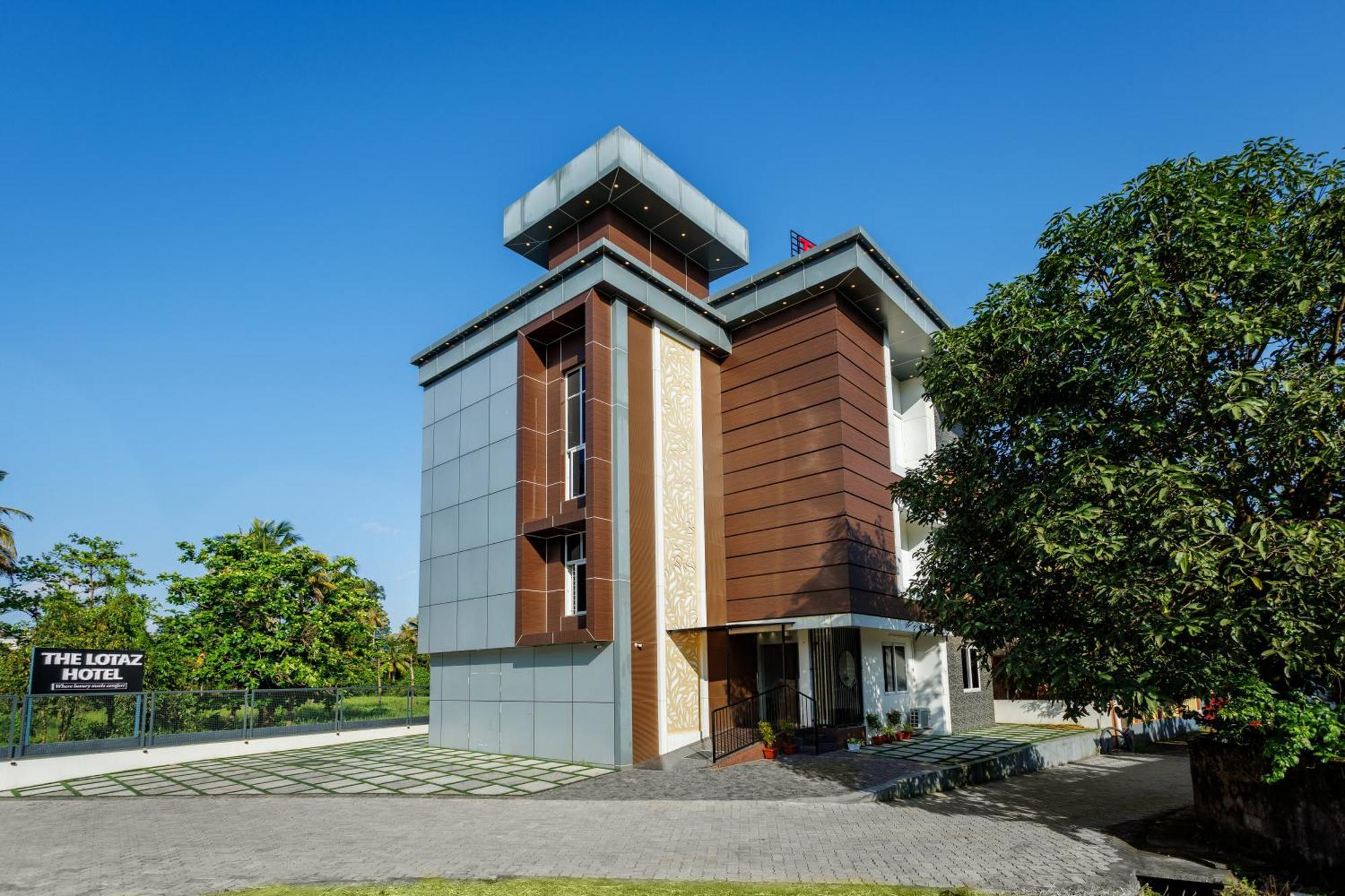 The Lotaz Hotel Коччи Экстерьер фото